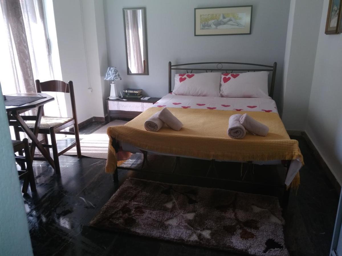 Central Guest Room Ancient Olympia Eksteriør billede